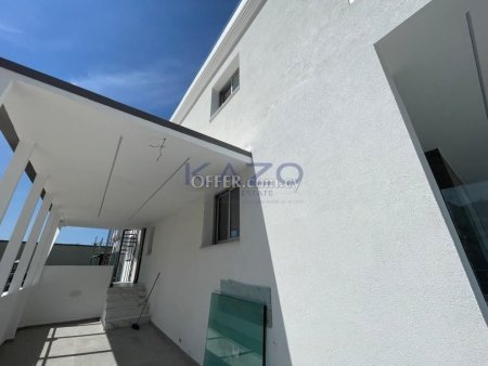 Modern 5 Bedroom All en-suite  Detached House with Sea View in Agia Fyla - 9