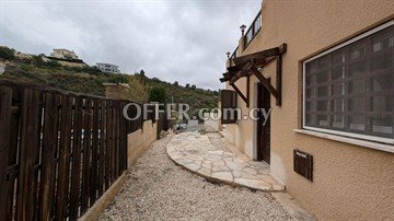 Charming 3-Bedroom Detached Villa with Private Pool, Tala, Paphos - 2