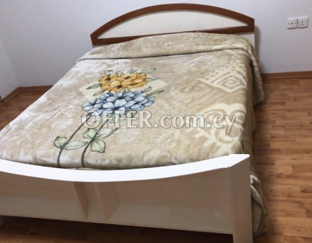 Μεταχειρισμένο Διπλό Κρεβάτι