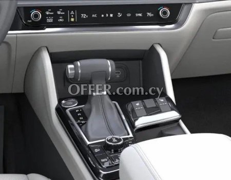 2025 KIA Sportage 2.5L Hybrid Automatic SUV - 2