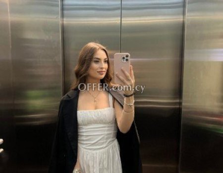 Nicole_Young (photo 2)