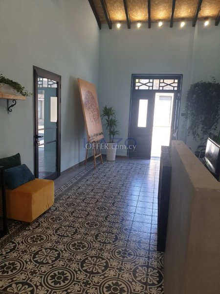 Modern 225 m2 Office Space for Rent Agia Triada - 7