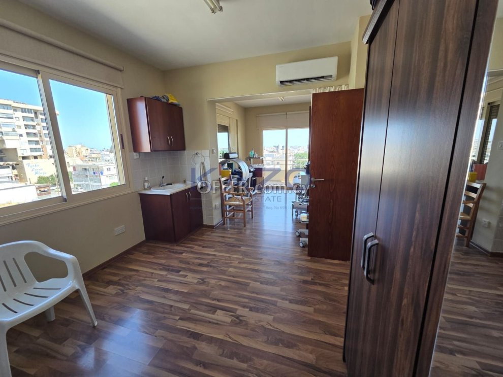 Fully Furnished Top Floor Office in Petrou Pavlou - 9
