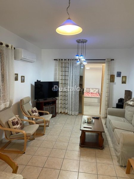 3 Bedroom semi-detached house in Pervolia ,Closed to  the Sea
