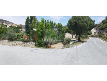 Land 4 titles of 2334sq.m with old building and building permit in Gerasa Limassol