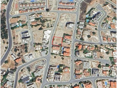 Plot for sale in Agios Athanasios with sea views