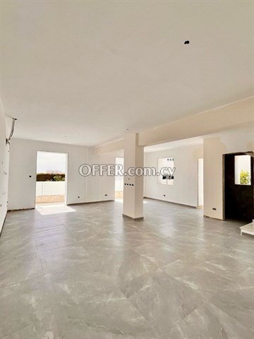 3 Bedroom Detached House With Seaview  In Livadia, Larnaca