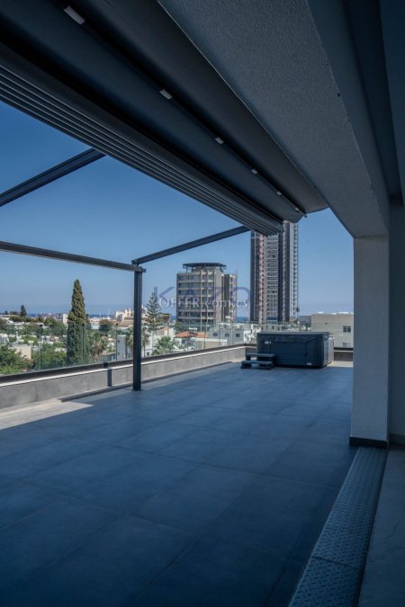 Modern 3 Bedroom Apartment with Sea View for Sale