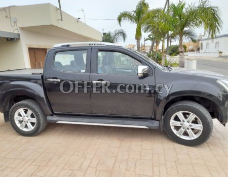 2017 Isuzu d-max 1.9L Diesel Automatic Pickup and 4x4