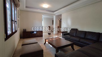 Uncompromising Refined Quality at a Charming Location! 3 Bedroom Luxur