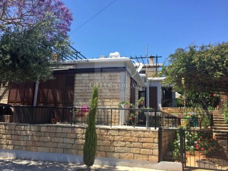 Three bedroom house in Agia Fyla Nea Ekali Limassol