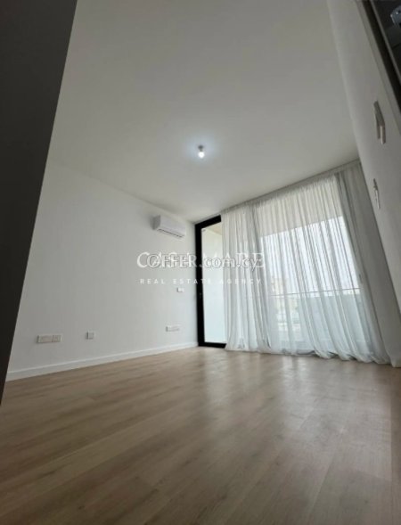 2 Bedroom Apartment with Office - Acropolis - 2