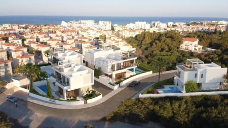 House (Detached) in Pernera, Famagusta for Sale - 3