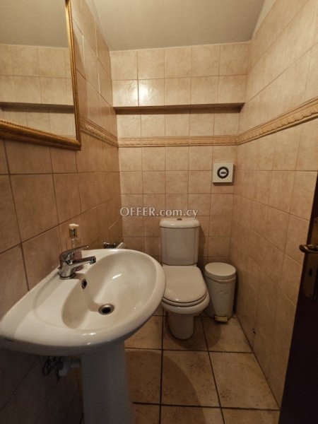 5-bedroom Detached Villa 259 sqm in Limassol (Town) - 3