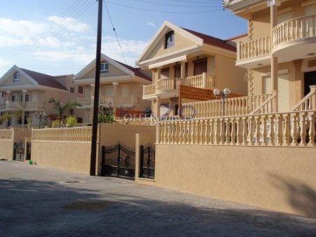 Spacious Fully Furnished Villa with 6 Bedrooms in Germasoyeia - 2