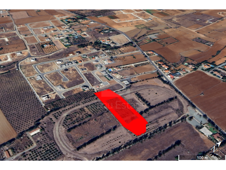 Residential half plot for sale in Deftera Lapatsa area of Nicosia