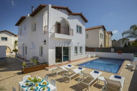 Beautiful  Four Bedroom Villa in Agia Triada