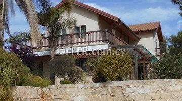 3 Bedroom House in Souni-Zanakia, Limassol