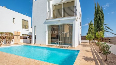 Beautiful Two bedroom Villa in Agia Triada