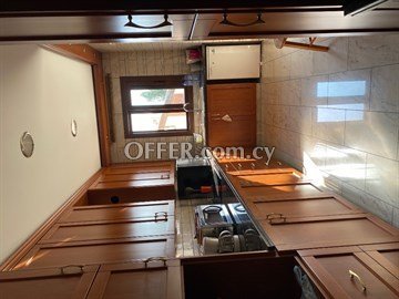 Very spacious 2 bedroom apartment 143 sq.m. fully furnished  in a prim