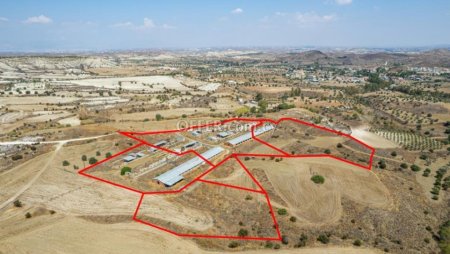 Agricultural fields and a farm in Analiontas Nicosia