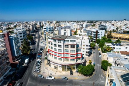 Office on the second floor in Strovolos Nicosia - 3