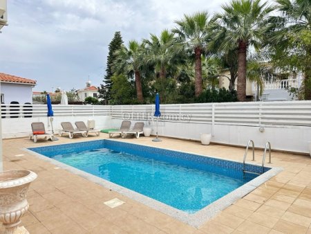 Three Bedroom Villa in Agia Thekla - 12