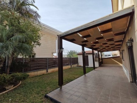 5-bedroom Detached Villa 259 sqm in Limassol (Town) - 11