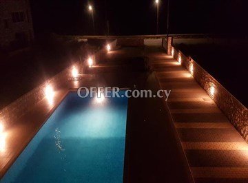 Spacious 4 Bedroom Beachfront Home  in Agios Theodoros, Larnaca - 5