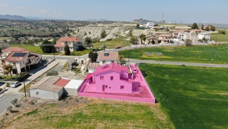 Two storey house in Kampia Nicosia - 8