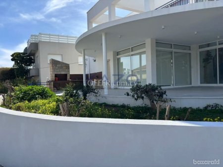 Spacious Unfurnished Villa for Rent in Agia Fyla - 10