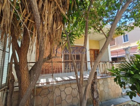 Spacious Semi-Detached House for Sale in Katholiki - 9