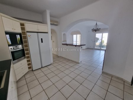 4-bedroom Detached Villa 321 sqm in Tala - 8