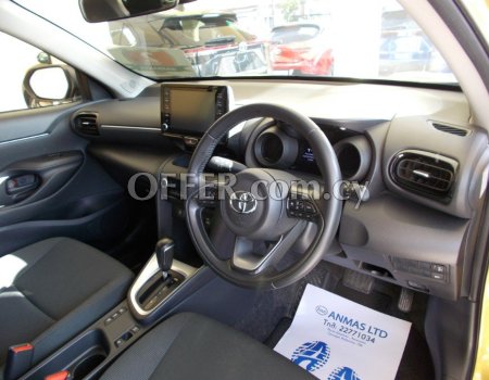 2021 Toyota Yaris Cross Hybrid 1.5L Hybrid Automatic SUV - 5