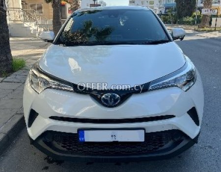 2017 Toyota CHR 1.8L Hybrid Automatic SUV - 5