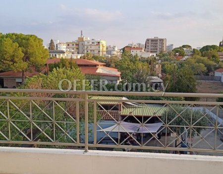 FOR RENT - ELEGANT 3-BEDROOM UPPER HOUSE, IN AYIOS ANDREAS, NICOSIA - CYPRUS - 9