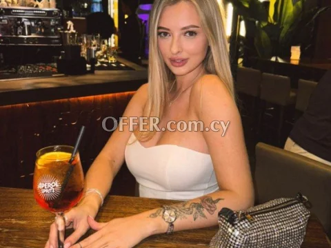 Alexa_Hot - Photo 1