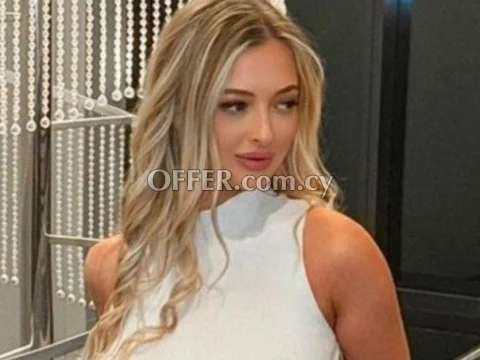 Alexa_Hot - Photo 1