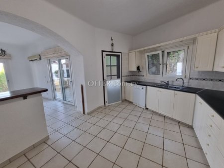 4-bedroom Detached Villa 321 sqm in Tala - 7