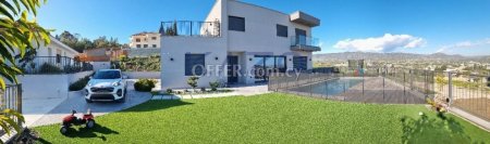Modern Villa with Four Bedrooms in Peaceful Parekklisia