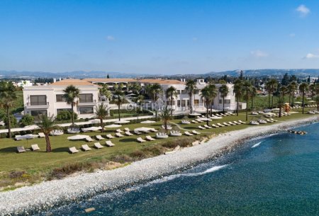 BEACHFRONT TUSCAN STYLE VILLA OF SIX BEDROOMS