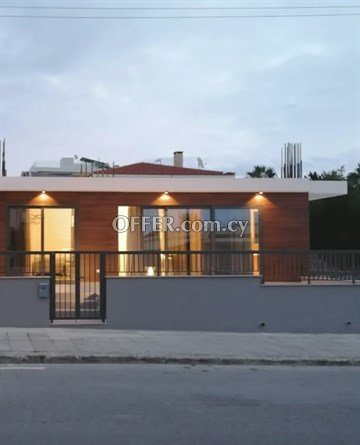 2 Bedroom House  In Mesa Geitonia Close To The Sea