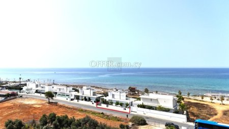 Three Bedroom Sea Front Villa in Ayia Napa