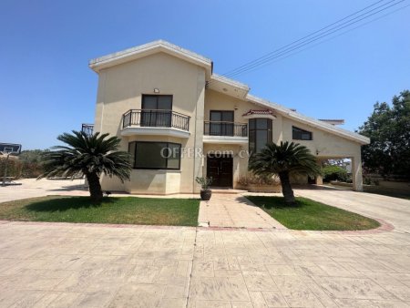 5 Bed Detached Villa for rent in Parekklisia, Limassol