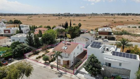Four bedroom house with attic in Lakatamia Nicosia.