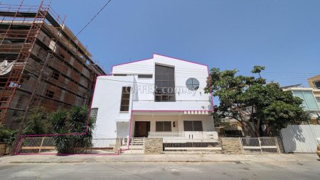 Spacious 3 Bedroom Apartment in Ayios Nikolaos Larnaca