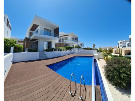 Luxury resale villa on the seafront with unobstructed sea view in Kissonegra area of Paphos - 5