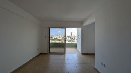 Charming 2 Bedroom Apartment in Deryneia Ammochostos - 5