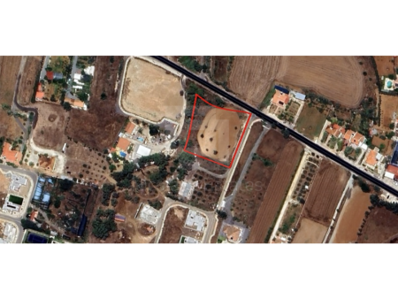 Field of 4525sq.m. for sale in Kato Deftera Nicosia