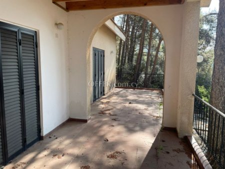 House (Detached) in Platres (Pano), Limassol for Sale